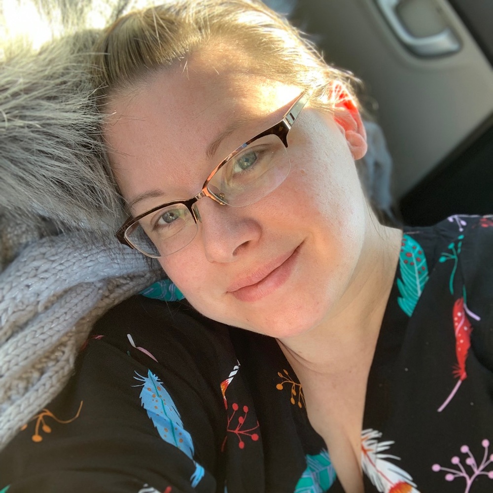 Meet your Posher, Julie
